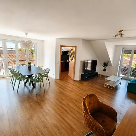 Апартаменты Premium - 90 M2 - Zentral - Naehe Stadtpark Пфаффенхофен-ан-дер-Ильм