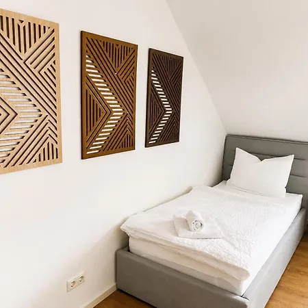 Premium - 90 M2 - Zentral - Naehe Stadtpark * Пфаффенхофен-ан-дер-Ильм