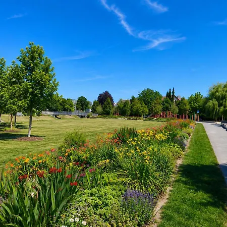 Апартаменты Premium - 90 M2 - Zentral - Naehe Stadtpark Пфаффенхофен-ан-дер-Ильм